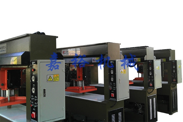 液壓龍門式裁斷機：工業製造中的利器